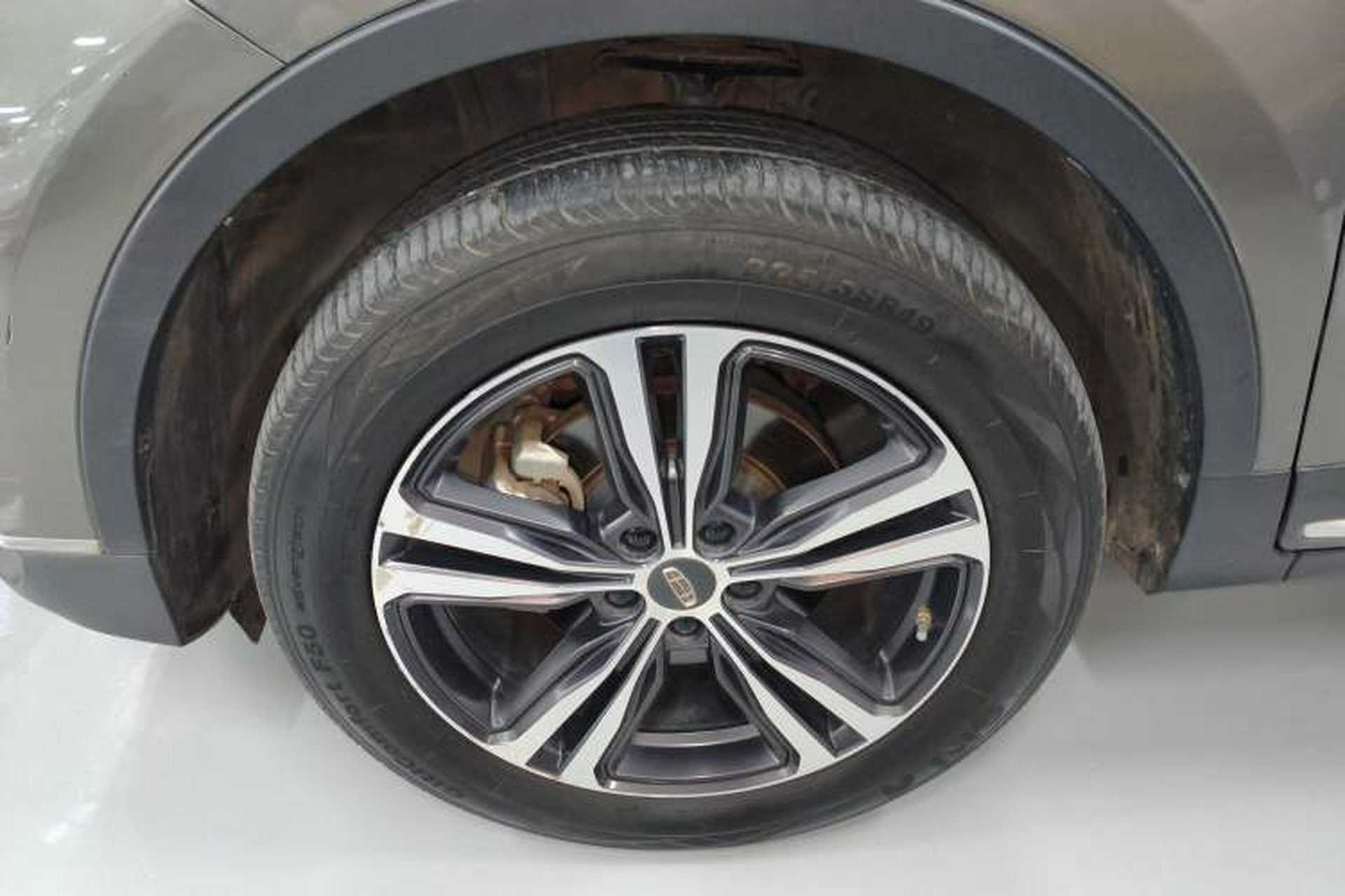 Used Geely Auto Emgrand X7 Sport 2022 1.8TD DCT Zhiya Trim Left Front Wheel Hub