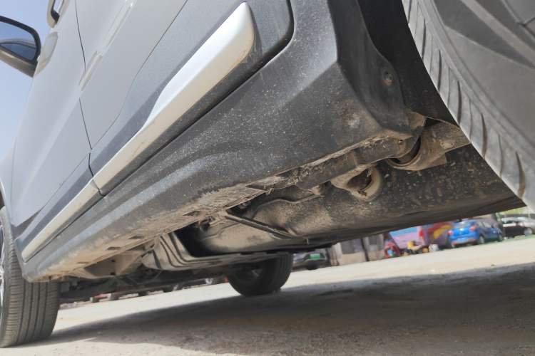 Used Geely Auto Emgrand X7 Sport 2022 1.8TD DCT Zhiya Trim Left Side Sill
