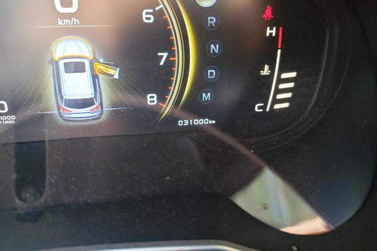 Used Geely Auto Emgrand X7 Sport 2022 1.8TD DCT Zhiya Trim Odometer Close Up