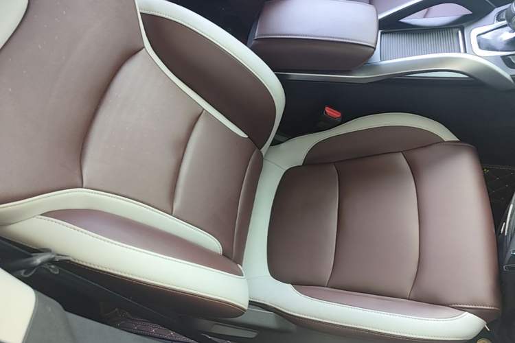 Used Geely Auto Emgrand X7 Sport 2022 1.8TD DCT Zhiya Trim Right Front Seat