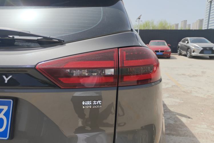 Used Geely Auto Emgrand X7 Sport 2022 1.8TD DCT Zhiya Trim Right Rear Taillight