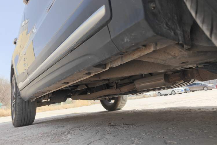 Used Geely Auto Emgrand X7 Sport 2022 1.8TD DCT Zhiya Trim Right Side Sill