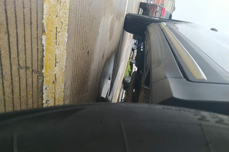 Used Geely Auto Emgrand X7 Sport 2022 1.8TD DCT Zhiya Trim Right Side Sill