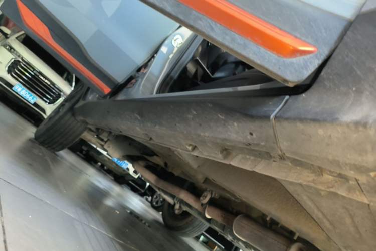 Used Geely Auto Emgrand X7 Sport 2022 Boyue X 1.8TD DCT Smart Model Right Side Sill