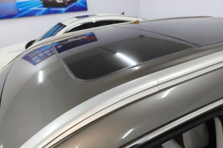 Used Geely Auto Emgrand X7 Sport 2022 1.8TD DCT Zhiya Trim Roof