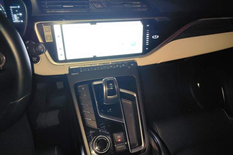 Used Geely Auto Emgrand X7 Sport 2022 Boyue X 1.8TD DCT Smart Model Audio And AC Panel