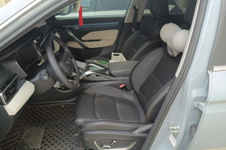 Used Geely Auto Emgrand X7 Sport 2022 Boyue X 1.8TD DCT Smart Model Left Front Seat