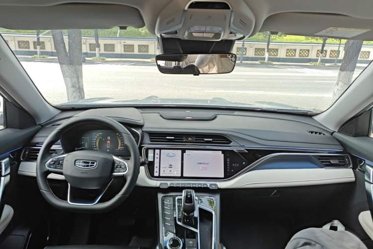 Used Geely Auto Emgrand X7 Sport 2022 Boyue X 1.8TD DCT ZhiZun Edition Center Console