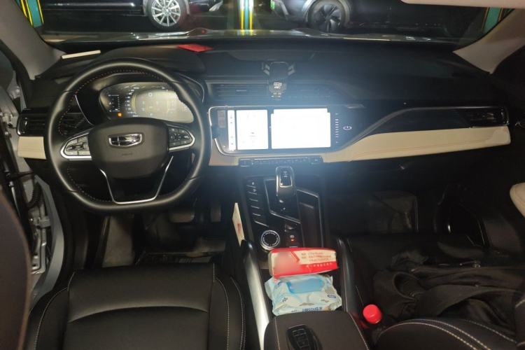 Used Geely Auto Emgrand X7 Sport 2022 Boyue X 1.8TD DCT Smart Model Center Console