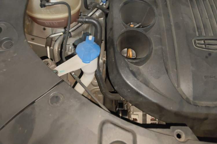 Used Geely Auto Emgrand X7 Sport 2022 Boyue X 1.8TD DCT Smart Model Engine Bay Right