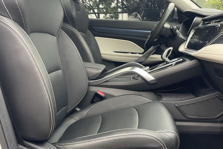 Used Geely Auto Emgrand X7 Sport 2022 Boyue X 1.8TD DCT Smart Model Right Front Seat