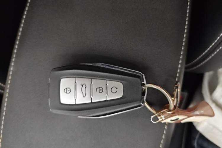 Used Geely Auto Emgrand X7 Sport 2022 Boyue X 1.8TD DCT Smart Model Vehicle Key