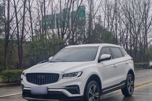 Geely Auto Emgrand X7 Sport 2022 1.8TD DCT Zhiya Trim usado