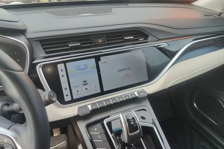 Used Geely Auto Emgrand X7 Sport 2022 Boyue X 1.8TD DCT Smart Model Audio And AC Panel