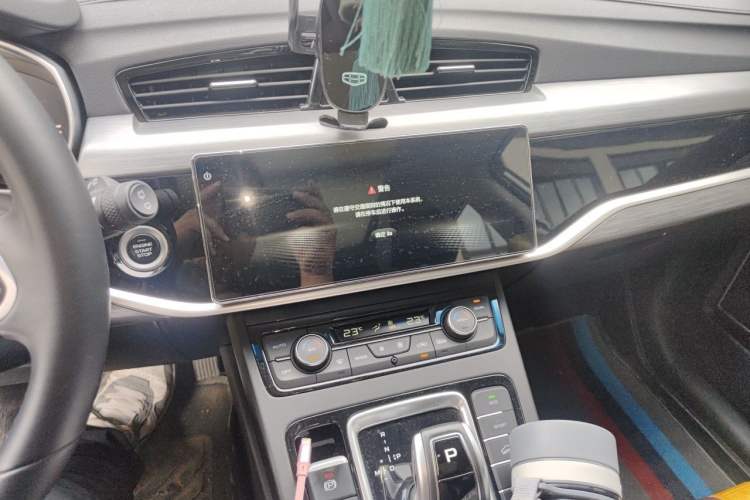 Used Geely Auto Emgrand X7 Sport 2022 1.8TD DCT Zhiya Trim Audio And AC Panel