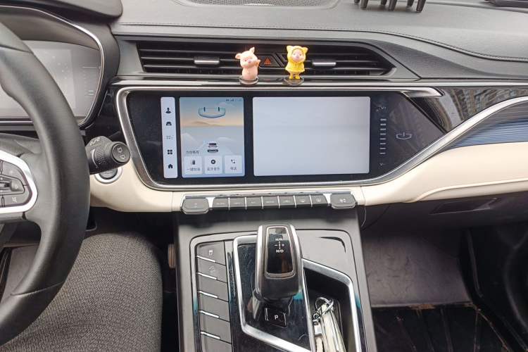Used Geely Auto Emgrand X7 Sport 2022 Boyue X 1.8TD DCT Smart Model Audio And AC Panel