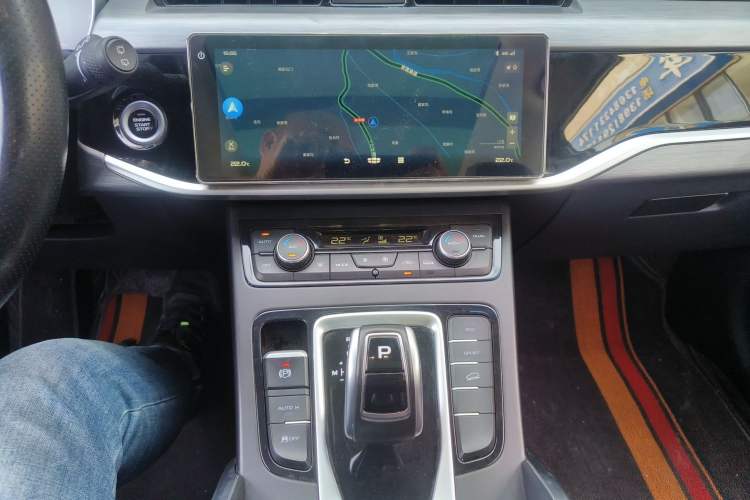 Used Geely Auto Emgrand X7 Sport 2022 1.8TD DCT Zhiya Trim Audio And AC Panel