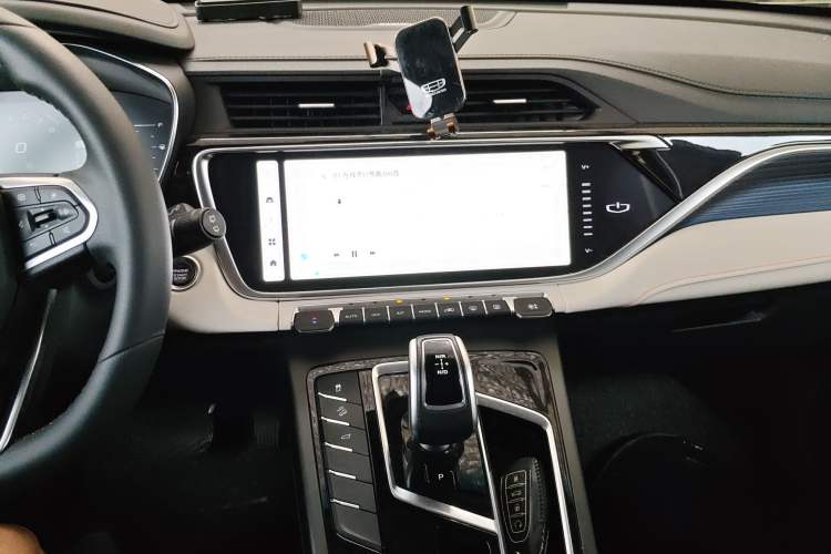 Used Geely Auto Emgrand X7 Sport 2022 Boyue X 1.8TD DCT ZhiZun Edition Audio And AC Panel