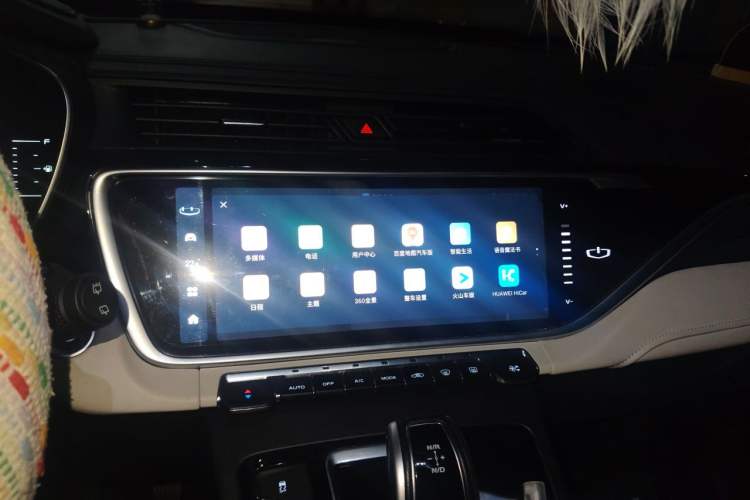 Used Geely Auto Emgrand X7 Sport 2022 Boyue X 1.8TD DCT ZhiShang Model Audio And AC Panel