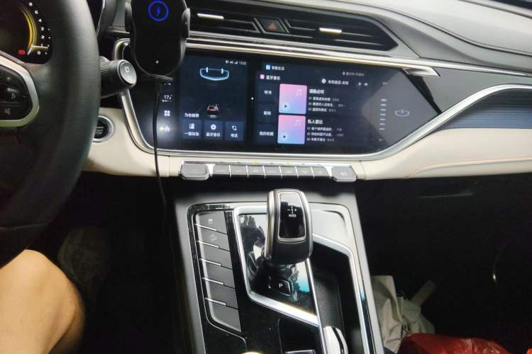 Used Geely Auto Emgrand X7 Sport 2022 Boyue X 1.8TD DCT Smart Connectivity Model Audio And AC Panel