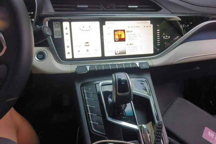 Used Geely Auto Emgrand X7 Sport 2022 Boyue X 1.8TD DCT Smart Model Audio And AC Panel