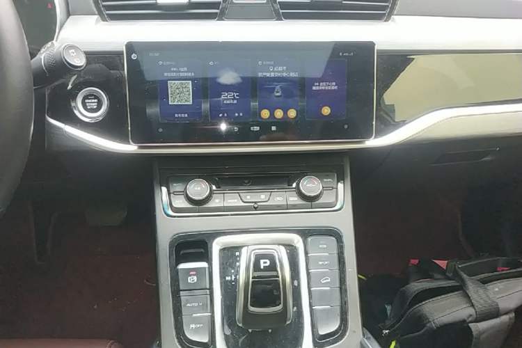 Used Geely Auto Emgrand X7 Sport 2022 1.8TD DCT Zhiya Trim Audio And AC Panel