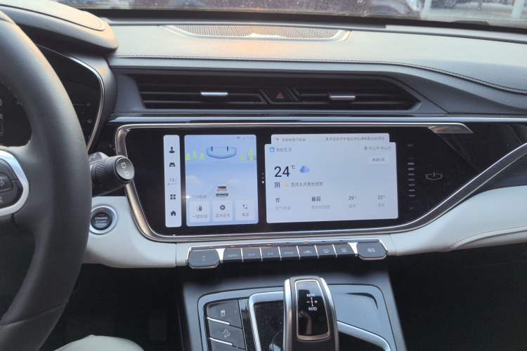 Used Geely Auto Emgrand X7 Sport 2022 Boyue X 1.8TD DCT Smart Model Audio And AC Panel