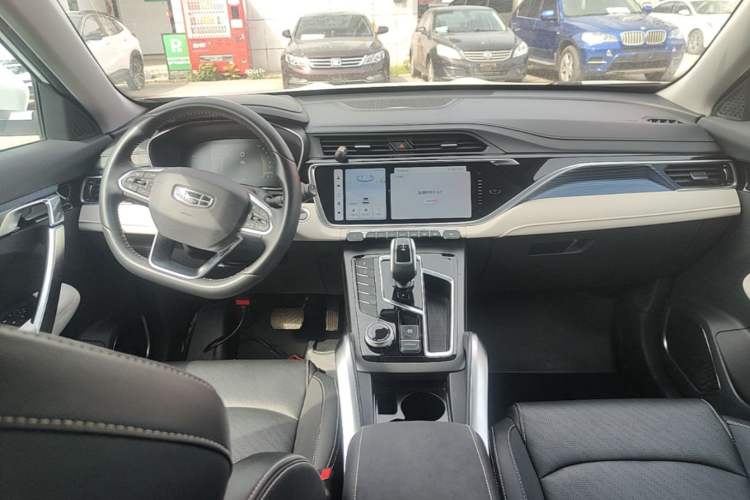 Used Geely Auto Emgrand X7 Sport 2022 Boyue X 1.8TD DCT Smart Model Center Console