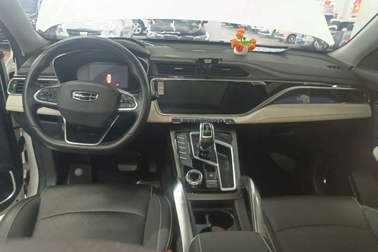 Used Geely Auto Emgrand X7 Sport 2022 Boyue X 1.8TD DCT Smart Model Center Console