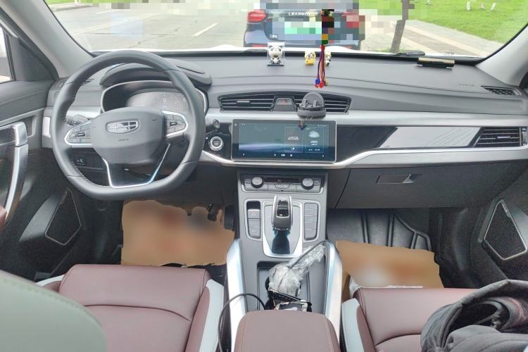 Used Geely Auto Emgrand X7 Sport 2022 1.8TD DCT Zhiya Trim Center Console