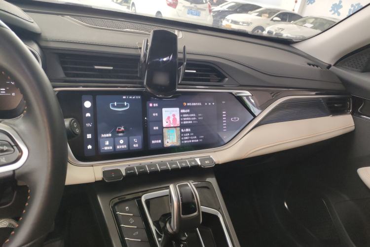 Used Geely Auto Emgrand X7 Sport 2022 Boyue X 1.8TD DCT ZhiZun Edition Center Console