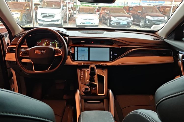 Used Geely Auto Emgrand X7 Sport 2022 Boyue X 1.8TD DCT Smart Model Center Console