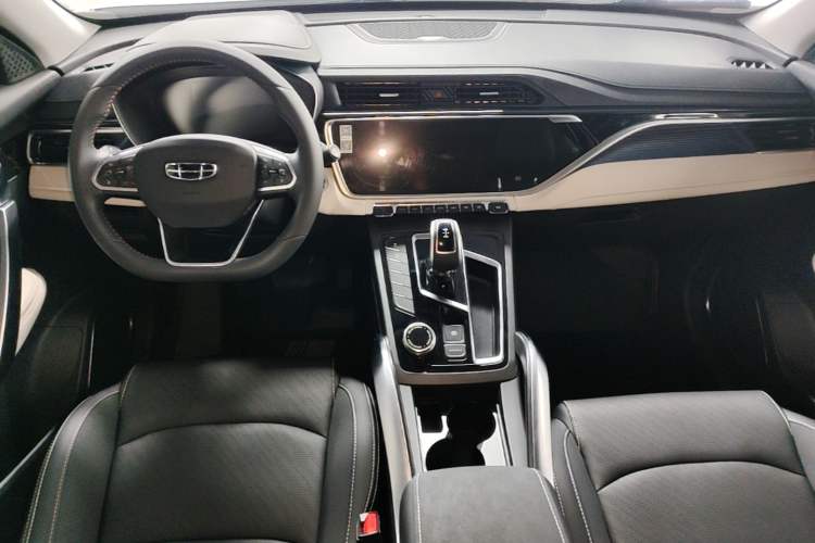 Used Geely Auto Emgrand X7 Sport 2022 Boyue X 1.8TD DCT ZhiZun Edition Center Console