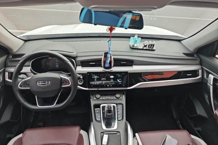 Used Geely Auto Emgrand X7 Sport 2022 1.8TD DCT Zhiya Trim Center Console