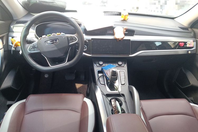 Used Geely Auto Emgrand X7 Sport 2022 1.8TD DCT Zhiya Trim Center Console