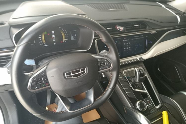 Used Geely Auto Emgrand X7 Sport 2022 Boyue X 1.8TD DCT Smart Model Center Console