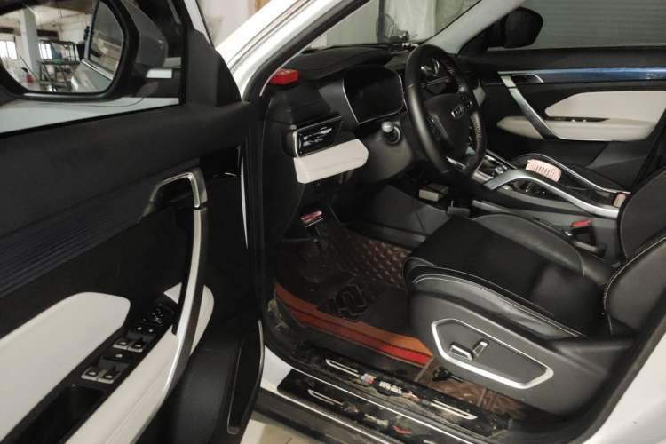 Used Geely Auto Emgrand X7 Sport 2022 Boyue X 1.8TD DCT ZhiZun Edition Driver Seat