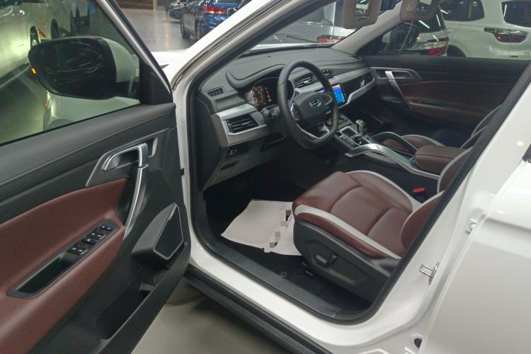 Used Geely Auto Emgrand X7 Sport 2022 1.8TD DCT Zhiya Trim Driver Seat