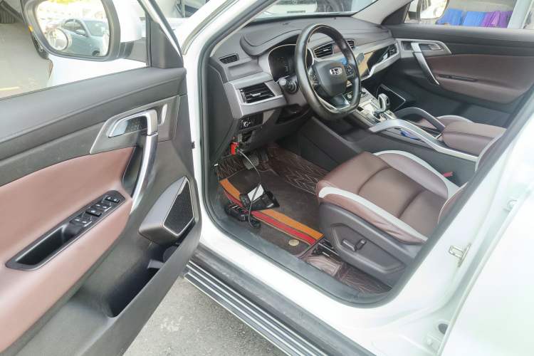 Used Geely Auto Emgrand X7 Sport 2022 1.8TD DCT Zhiya Trim Driver Seat