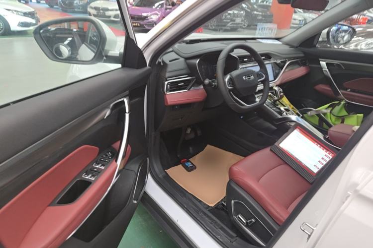Used Geely Auto Emgrand X7 Sport 2022 Boyue X 1.8TD DCT ZhiZun Edition Driver Seat