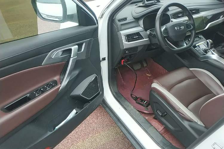 Used Geely Auto Emgrand X7 Sport 2022 1.8TD DCT Zhiya Trim Driver Seat