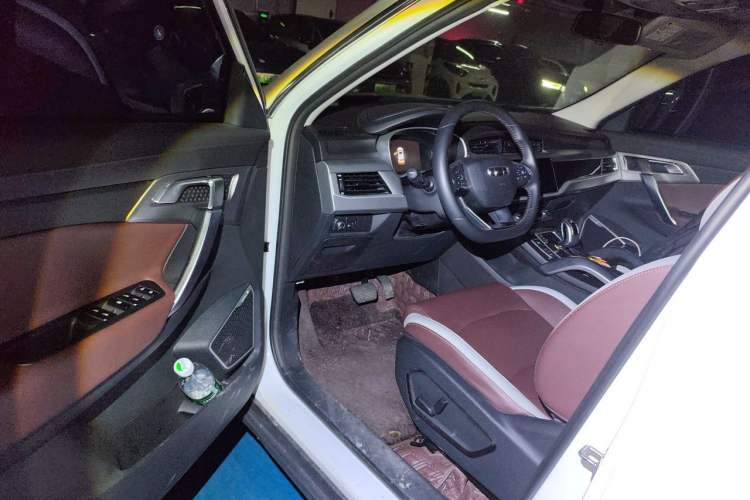 Used Geely Auto Emgrand X7 Sport 2022 1.8TD DCT Zhiya Trim Driver Seat