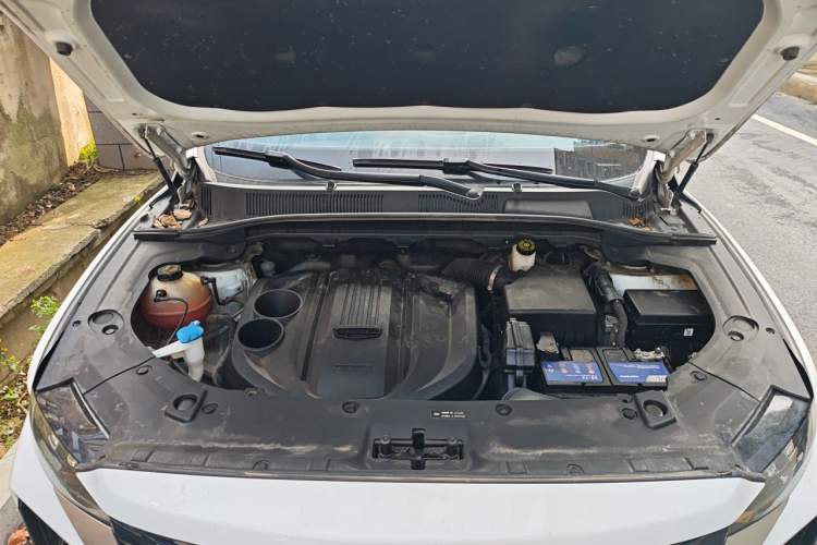 Used Geely Auto Emgrand X7 Sport 2022 Boyue X 1.8TD DCT Smart Model Engine Bay
