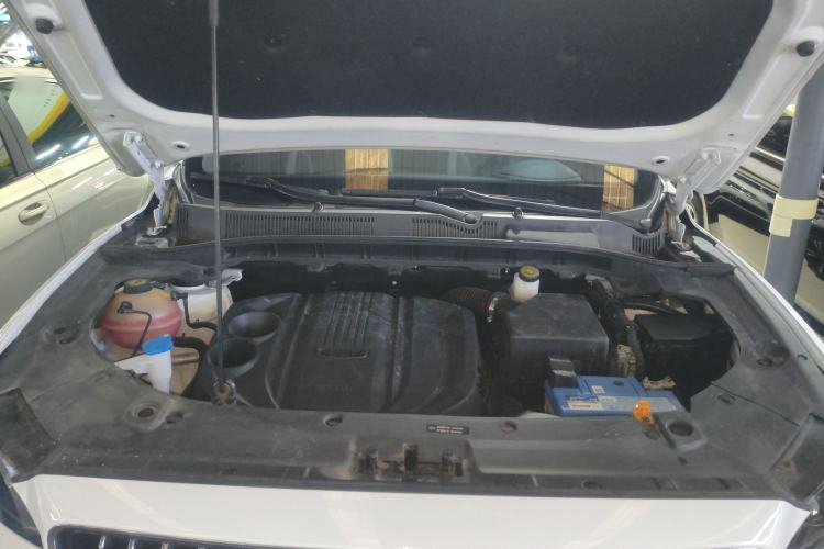 Used Geely Auto Emgrand X7 Sport 2022 1.8TD DCT Zhiya Trim Engine Bay