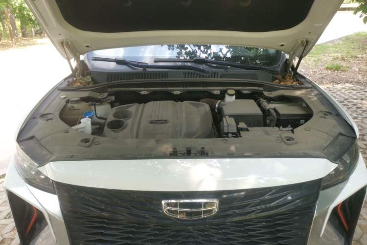 Used Geely Auto Emgrand X7 Sport 2022 Boyue X 1.8TD DCT Smart Model Engine Bay