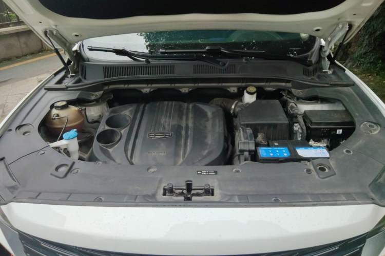 Used Geely Auto Emgrand X7 Sport 2022 Boyue X 1.8TD DCT Smart Connectivity Model Engine Bay