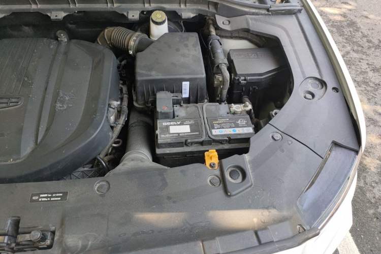 Used Geely Auto Emgrand X7 Sport 2022 1.8TD DCT Zhiya Trim Engine Bay Left