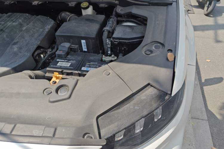 Used Geely Auto Emgrand X7 Sport 2022 1.8TD DCT Zhiya Trim Engine Bay Left