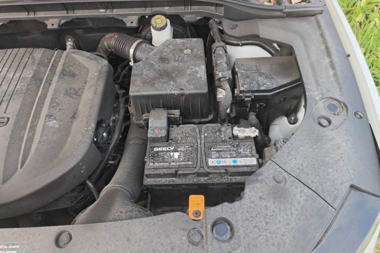 Used Geely Auto Emgrand X7 Sport 2022 1.8TD DCT Zhiya Trim Engine Bay Left