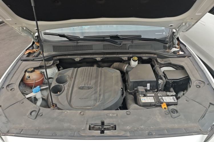 Used Geely Auto Emgrand X7 Sport 2022 1.8TD DCT Zhiya Trim Engine Bay